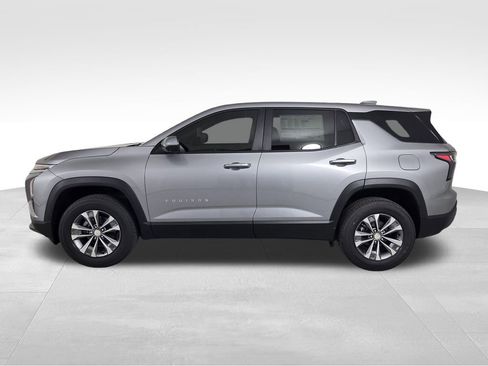 New 2026 Chevrolet Equinox LT w/ Safety and Technology Package FWD image 4