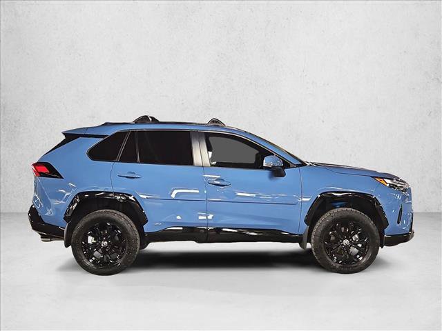 Used 2025 Toyota RAV4 SE AWD/4WD image 4