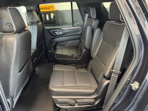 Used 2023 Chevrolet Tahoe Premier AWD/4WD image 11