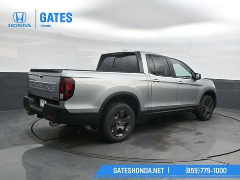 New 2026 Honda Ridgeline TrailSport image 2