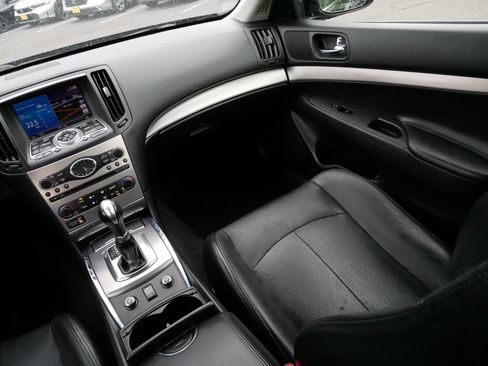 Used 2013 INFINITI G37 x Sedan w/ Premium Pkg AWD/4WD image 11
