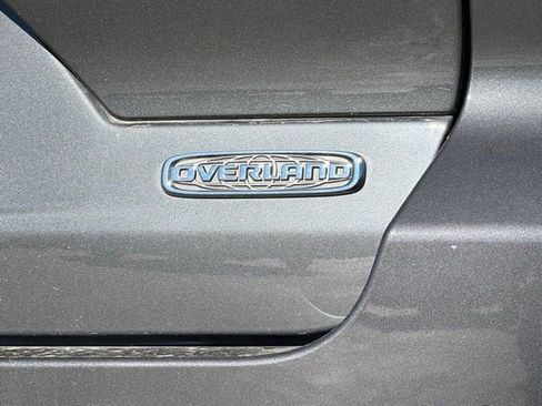 Used 2022 Jeep Grand Cherokee Overland image 8