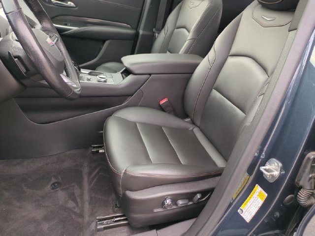 Used 2020 Cadillac XT4 Sport w/ Cold Weather Package AWD/4WD image 12