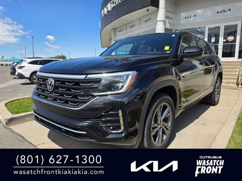 Used 2024 Volkswagen Atlas Cross Sport SEL R-Line AWD/4WD image 1