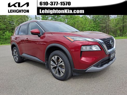 Used 2022 Nissan Rogue SV w/ SV Premium Package image 1