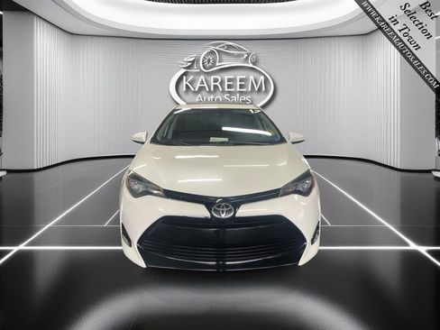 Used 2017 Toyota Corolla LE w/ LE Eco Premium Package image 2