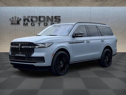 New 2025 Lincoln Navigator Reserve w/ Jet Appearance Package