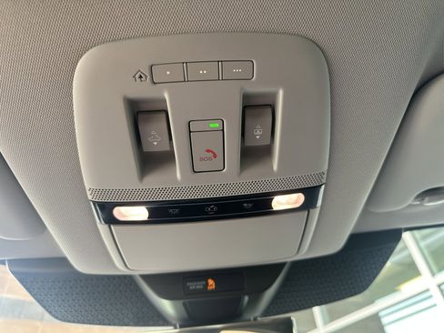 Used 2023 Nissan Ariya image 30