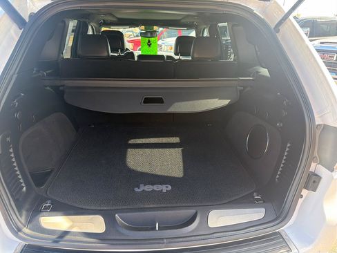 Used 2020 Jeep Grand Cherokee Summit AWD/4WD image 5