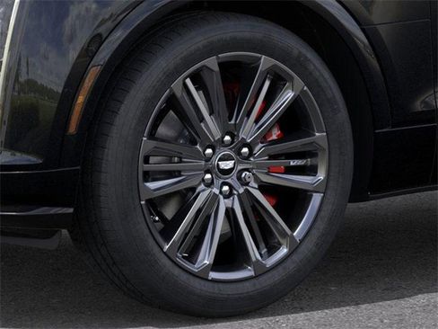 New 2026 Cadillac Lyriq V w/ LPO, Floor Liner Package image 9