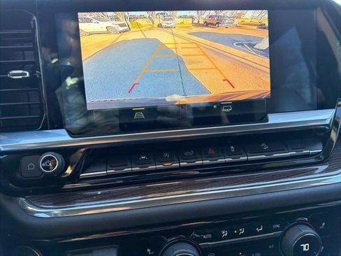 Used 2023 Chevrolet Silverado 1500 LT image 16