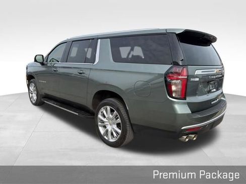 Used 2024 Chevrolet Suburban High Country image 13