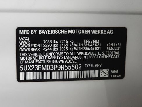 Used 2023 BMW X7 xDrive40i w/ M Sport Package AWD/4WD image 38