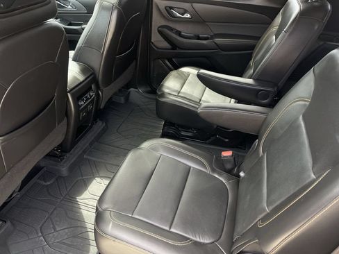 Used 2021 Chevrolet Traverse Premier w/ Redline Edition AWD/4WD image 26