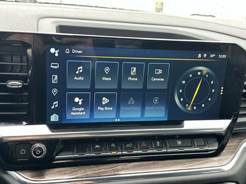 Used 2023 Chevrolet Silverado 1500 LT AWD/4WD image 23