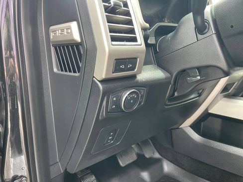 Used 2015 Ford F150 Lariat AWD/4WD image 20