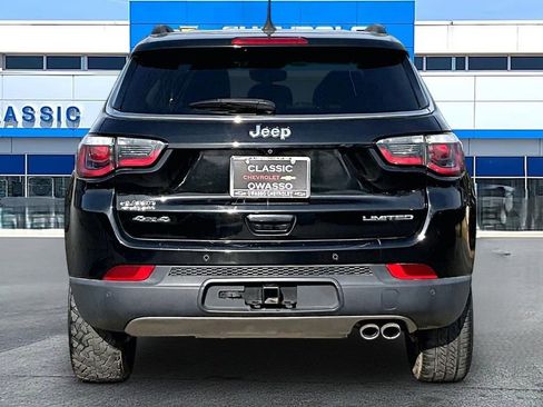 Used 2018 Jeep Compass Limited AWD/4WD image 4