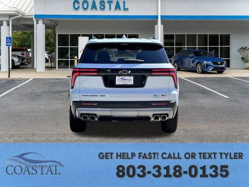 New 2026 Chevrolet Traverse Z71 w/ Enhanced Driving Package AWD/4WD image 17