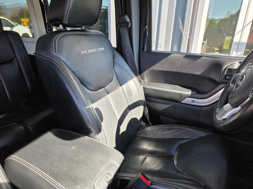 Used 2016 Jeep Wrangler Unlimited Rubicon AWD/4WD image 13