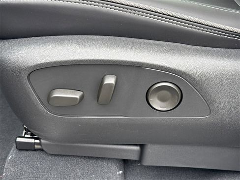 New 2025 GMC Sierra EV Denali image 17