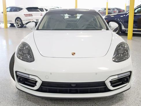 Used 2022 Porsche Panamera GTS AWD/4WD image 8