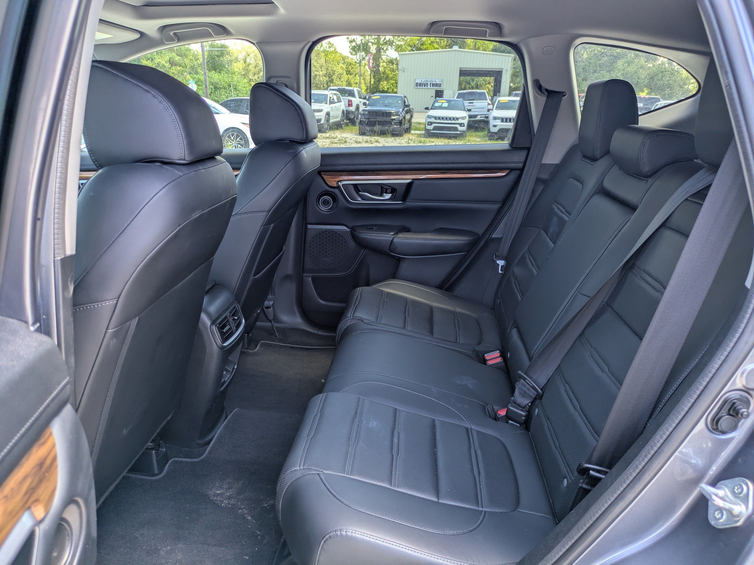 Used 2022 Honda CR-V Touring image 12
