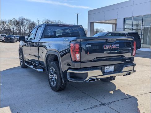 New 2026 GMC Sierra 1500 SLE w/ X31 Off-Road Package AWD/4WD image 8