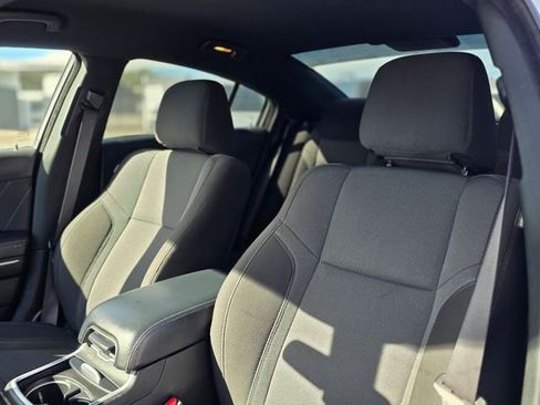 Used 2022 Dodge Charger SXT image 15