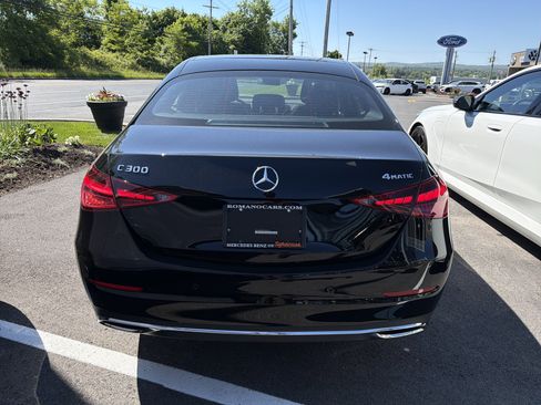 Used 2026 Mercedes-Benz C 300 4MATIC Sedan image 5