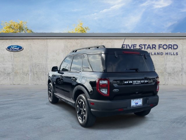 Used 2023 Ford Bronco Sport Outer Banks w/ Tech Package AWD/4WD image 7