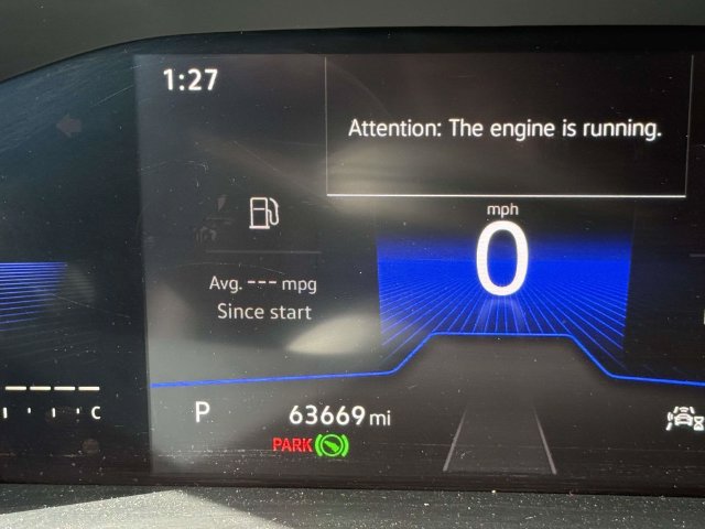 Used 2023 Volkswagen Tiguan SE R-Line FWD image 26