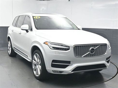 Used 2018 Volvo XC90 T6 Inscription w/ Convenience Package image 2