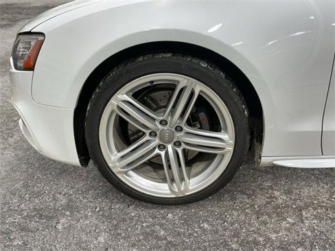 Used 2013 Audi S5 Prestige w/ Prestige Pkg image 9
