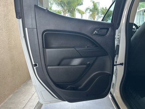 Used 2019 Chevrolet Colorado LT w/ LT Convenience Package image 21