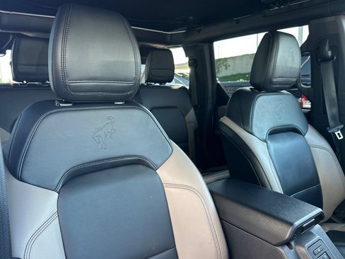 Used 2022 Ford Bronco Wildtrak AWD/4WD image 16