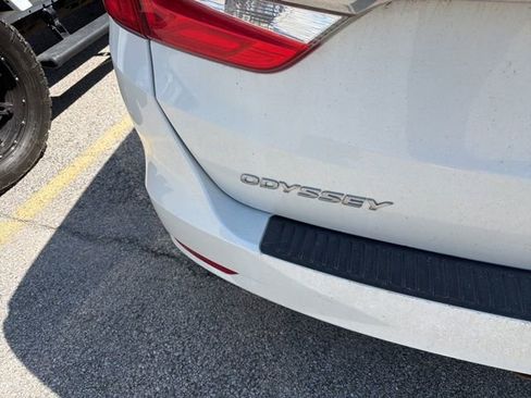 Used 2020 Honda Odyssey EX-L image 3