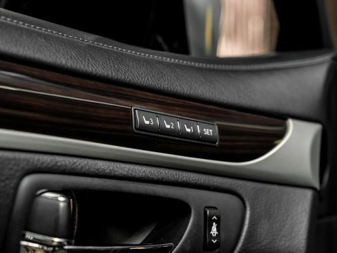 Used 2014 Lexus LS 460 w/ Comfort Package RWD image 43