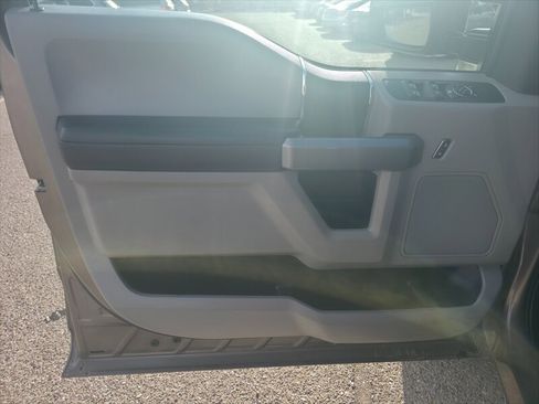 Used 2019 Ford F250 XLT w/ XLT Value Package AWD/4WD image 13