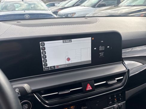 Used 2025 Kia Seltos S image 20