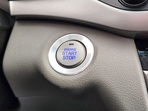 Used 2018 Hyundai Elantra Value Edition image 26