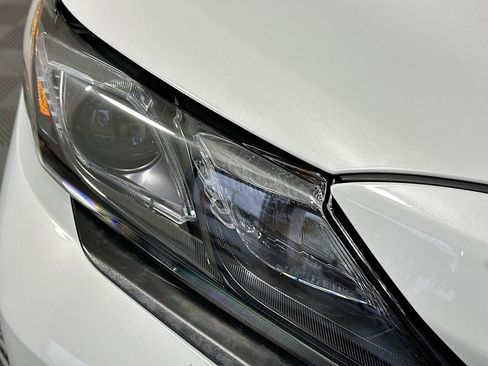 Used 2024 Toyota Camry SE w/ Convenience Package image 9