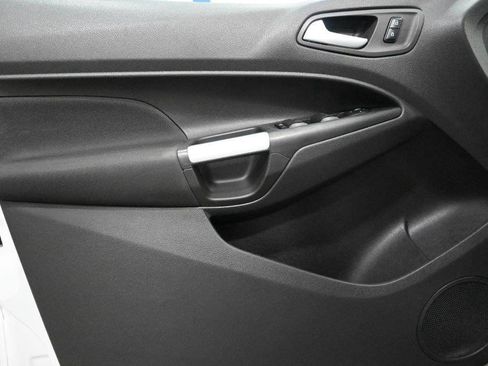 Used 2016 Ford Transit Connect XLT FWD image 9