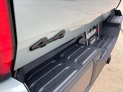 New 2026 Toyota Tundra SR5 AWD/4WD image 15