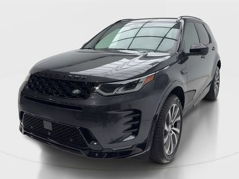 Used 2025 Land Rover Discovery Sport Dynamic SE AWD/4WD image 4