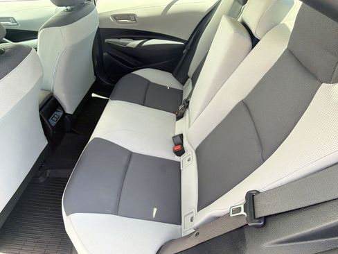 Used 2024 Toyota Corolla LE image 35