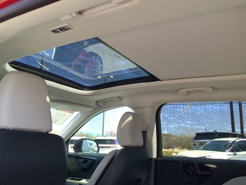 New 2026 Lincoln Aviator 2WD image 21