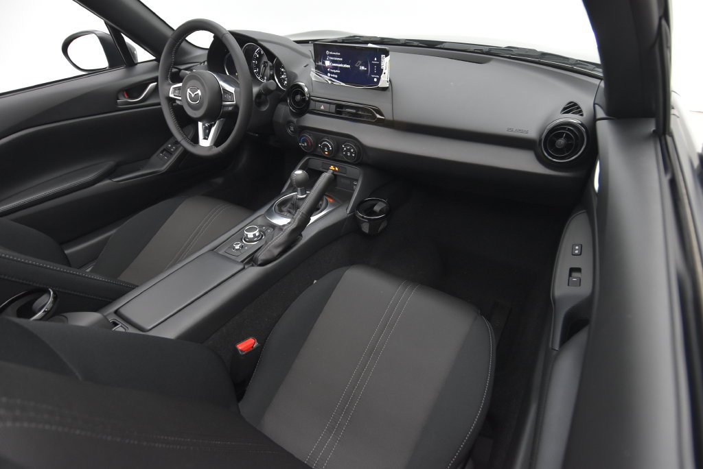 New 2026 MAZDA MX-5 Miata Sport w/ Weather Package RWD image 29