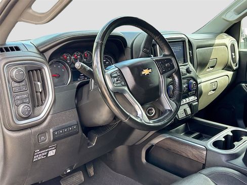 Used 2023 Chevrolet Silverado 2500 LTZ w/ LTZ Convenience Package image 9