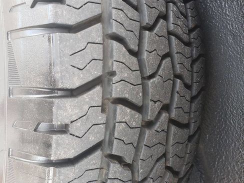 Used 2000 Ford Excursion Limited image 6