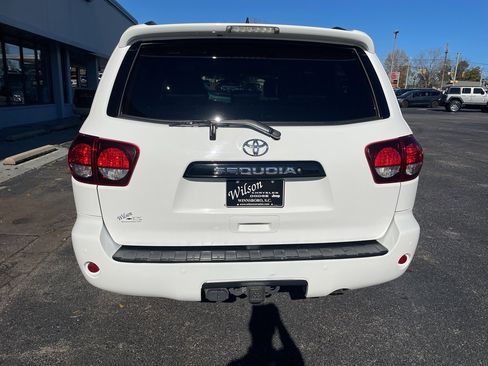 Used 2019 Toyota Sequoia TRD Sport w/ TRD Sport Premium Package image 7